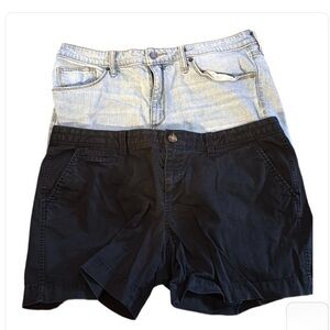 Old Navy Black Casual Shorts Size 14
Universal Thread Size 14 Jean Shorts